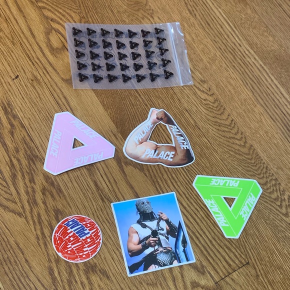 PALACE Other - NWT Palace Holiday 2019 Sticker Pack